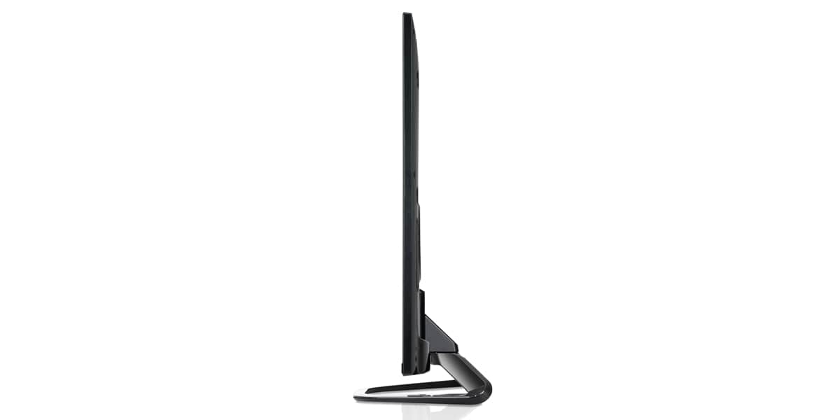 LG Electronics 47LA620S TV de 116 cm à 127 cm sur EasyLounge